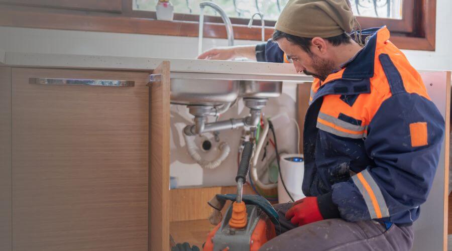 Local expert plumbing services in Helendale, CA